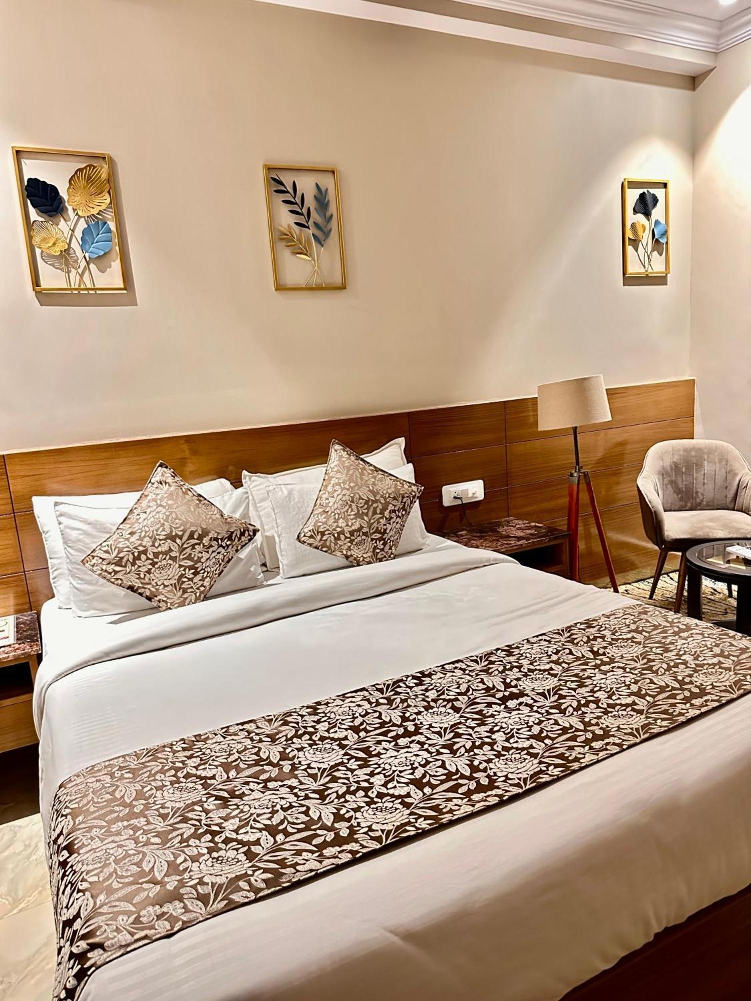 Highlands Hotel Rishīkesh Extérieur photo